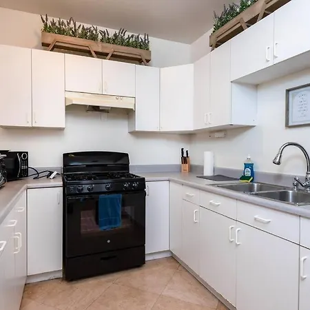 Luxe Apartment In Beverly Hills Sleeps 6 Los Angeles Exterior photo